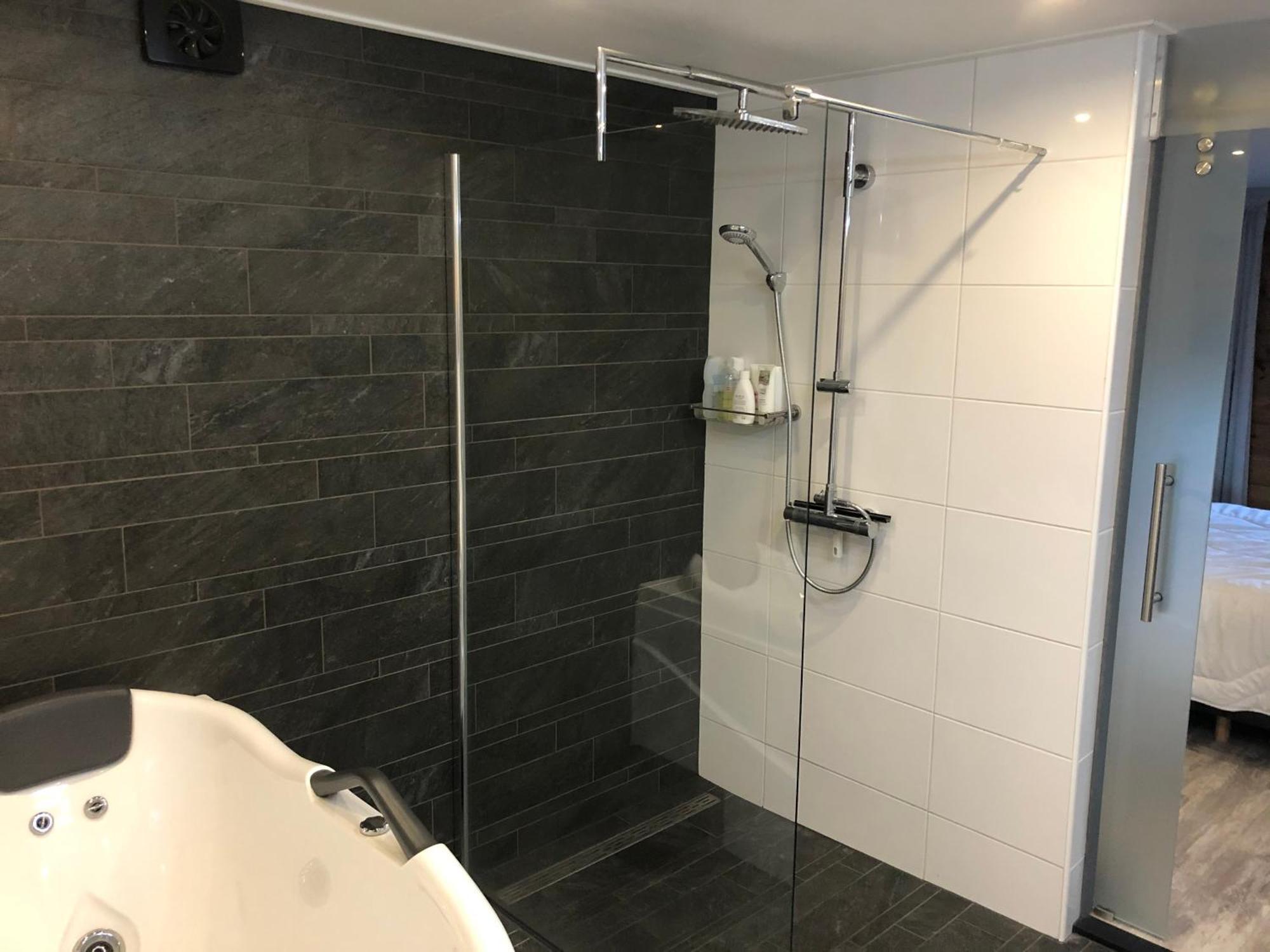 Vrijstaande Luxe Finse Blokhut 2-6 Of 2-8 Pers Villa Kropswolde Eksteriør bilde
