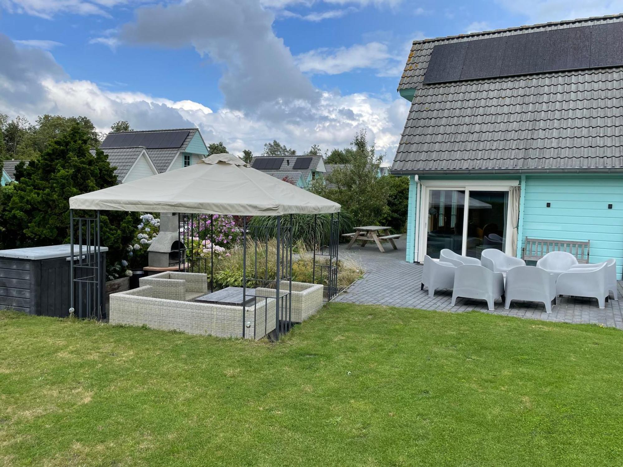 Vrijstaande Luxe Finse Blokhut 2-6 Of 2-8 Pers Villa Kropswolde Eksteriør bilde